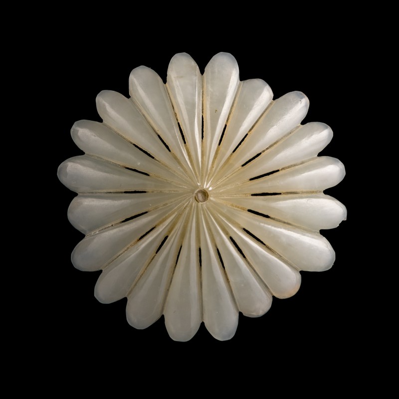 清乾隆 白玉痕都斯坦蓋爐(附1981年購買票據） | A Chinese white jade Mughal-style covered censer, Qianlong period, Qing dynasty - 图10