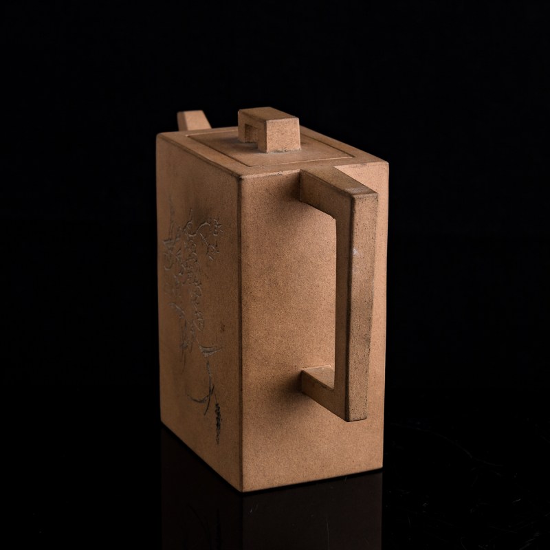民國 段泥花卉詩文四方磚形壺 | A Chinese Duanni 'floral' and 'inscription' teapot, Republic period - 图2