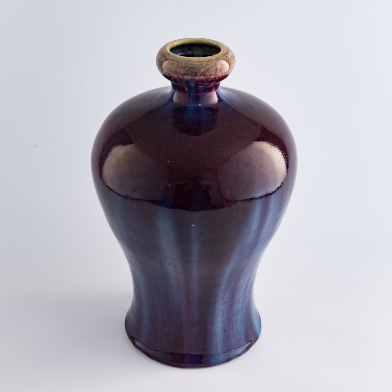 十九世紀早 窑變釉梅瓶 | A Chinese flambe-glazed meiping vase, early 19th century - 图5