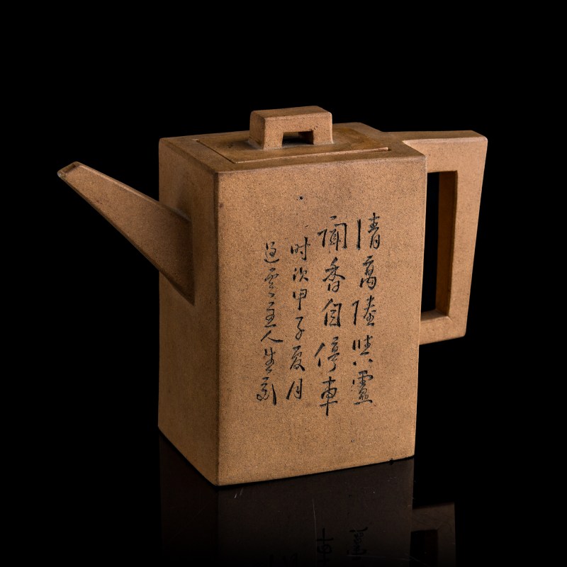 民國 逸雲主人刻、淦成款段泥人物詩文四方磚形壺 | A Chinese Duanni 'figural' and 'inscription' teapot, Republic period - 图3