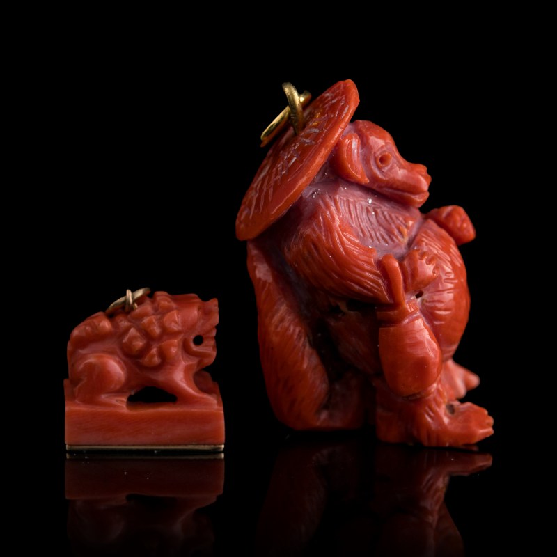 十九世紀 珊瑚挂件及印章 | A Chinese coral pendant and seal, 19th century - 图4