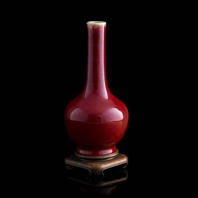 十九世紀早 窑變釉長頸瓶（附木座） | A Chinese flambe-glazed bottle vase, early 19th century - 图4