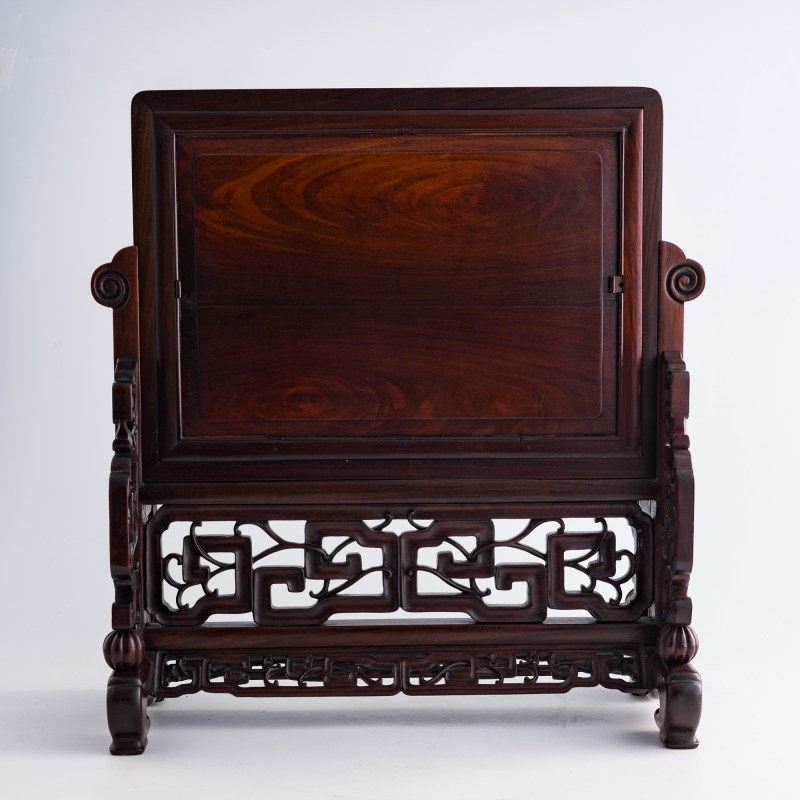 清代 五彩耕織圖瓷板插屏 | A Chinese wucai 'Farming and Weaving' porcelain plaque table screen, Qing dynasty - 图7
