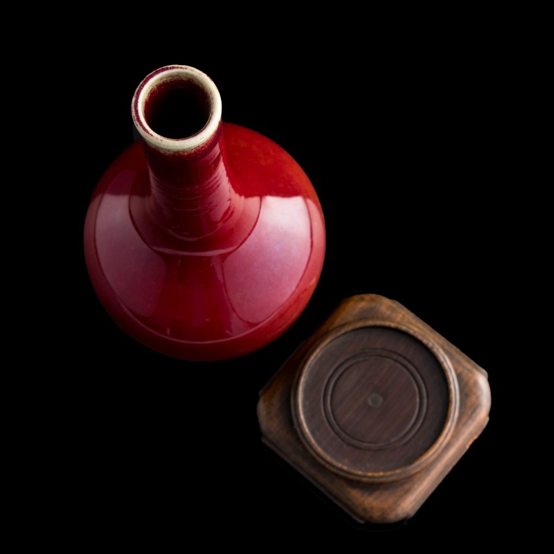 十九世紀早 窑變釉長頸瓶（附木座） | A Chinese flambe-glazed bottle vase, early 19th century - 图5