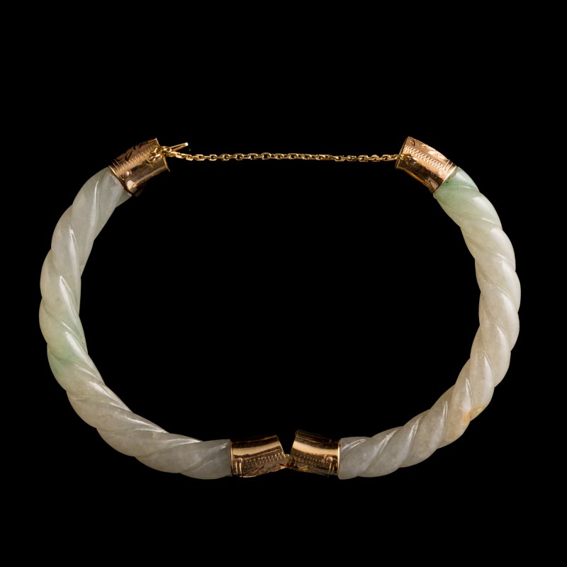 清代 翡翠絞絲手鐲 | A Chinese jadeite twisted bangle, Qing dynasty - 图3