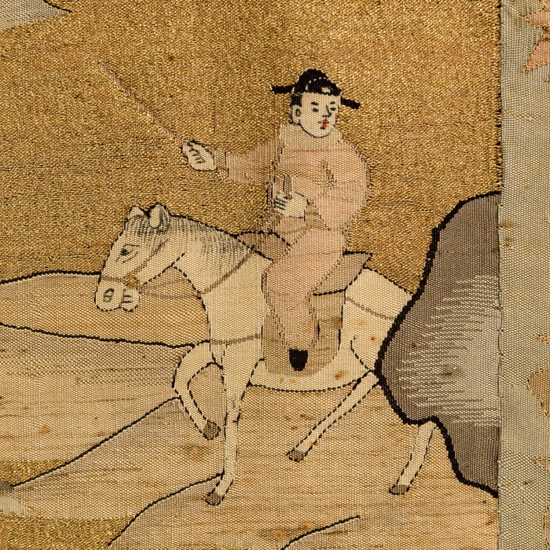 十九世紀晚 緙絲山水人物條屏鏡框一對 | A pair of framed Chinese kesi figural landscape panels, late 19th century - 图5