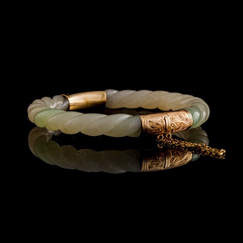 清代 翡翠絞絲手鐲 | A Chinese jadeite twisted bangle, Qing dynasty - 图4