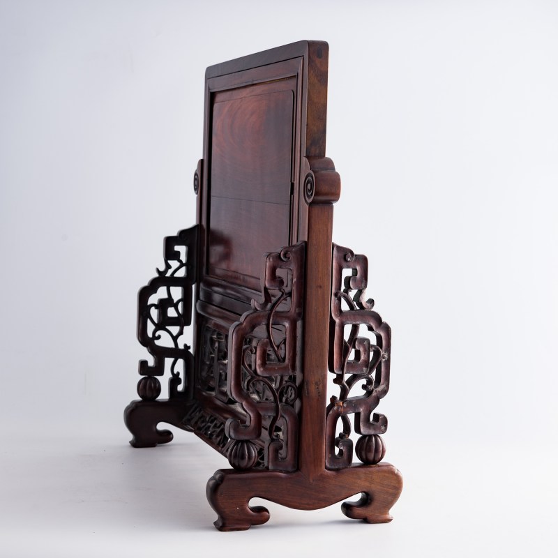 清代 五彩耕織圖瓷板插屏 | A Chinese wucai 'Farming and Weaving' porcelain plaque table screen, Qing dynasty - 图8