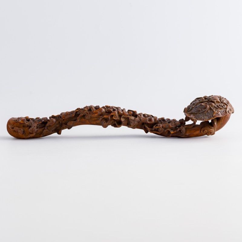 十九世紀 黃楊木雕十八羅漢如意 | A Chinese carved boxwood 'Eighteen Luohans' ruyi scepter, 19th century - 图3