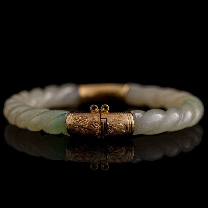 清代 翡翠絞絲手鐲 | A Chinese jadeite twisted bangle, Qing dynasty - 图5