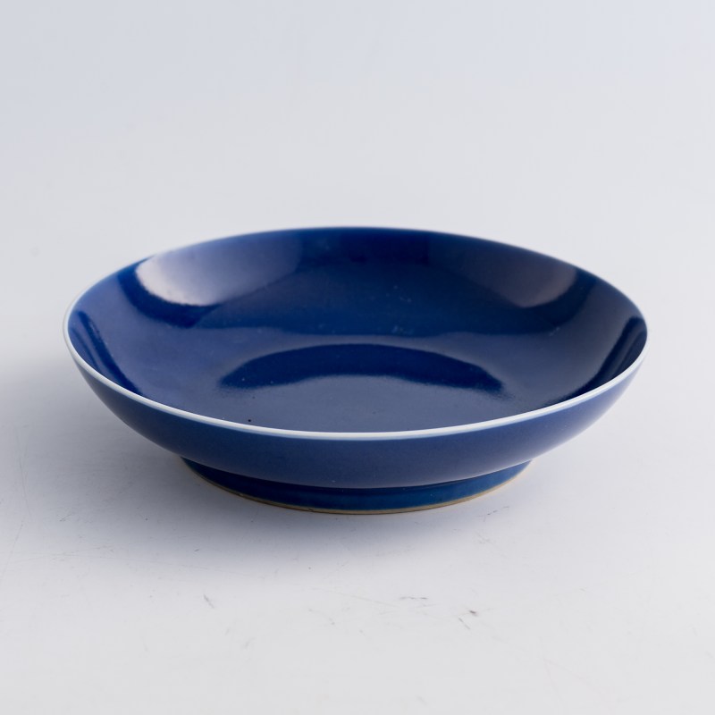 清乾隆 霽藍釉盤（附木座） | A Chinese sacrificial-blue glazed dish, Qianlong period, Qing dynasty - 图7