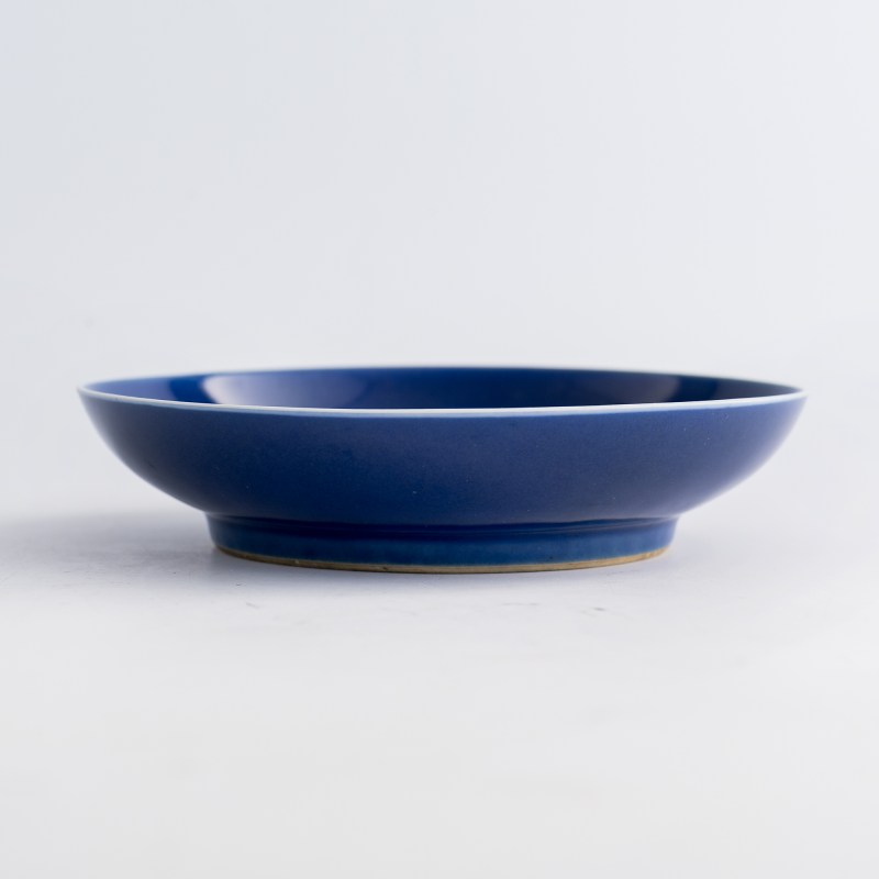 清乾隆 霽藍釉盤（附木座） | A Chinese sacrificial-blue glazed dish, Qianlong period, Qing dynasty - 图8