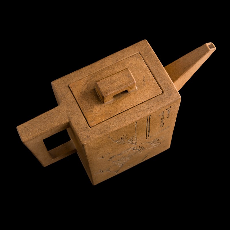 民國 逸雲主人刻、淦成款段泥人物詩文四方磚形壺 | A Chinese Duanni 'figural' and 'inscription' teapot, Republic period - 图6