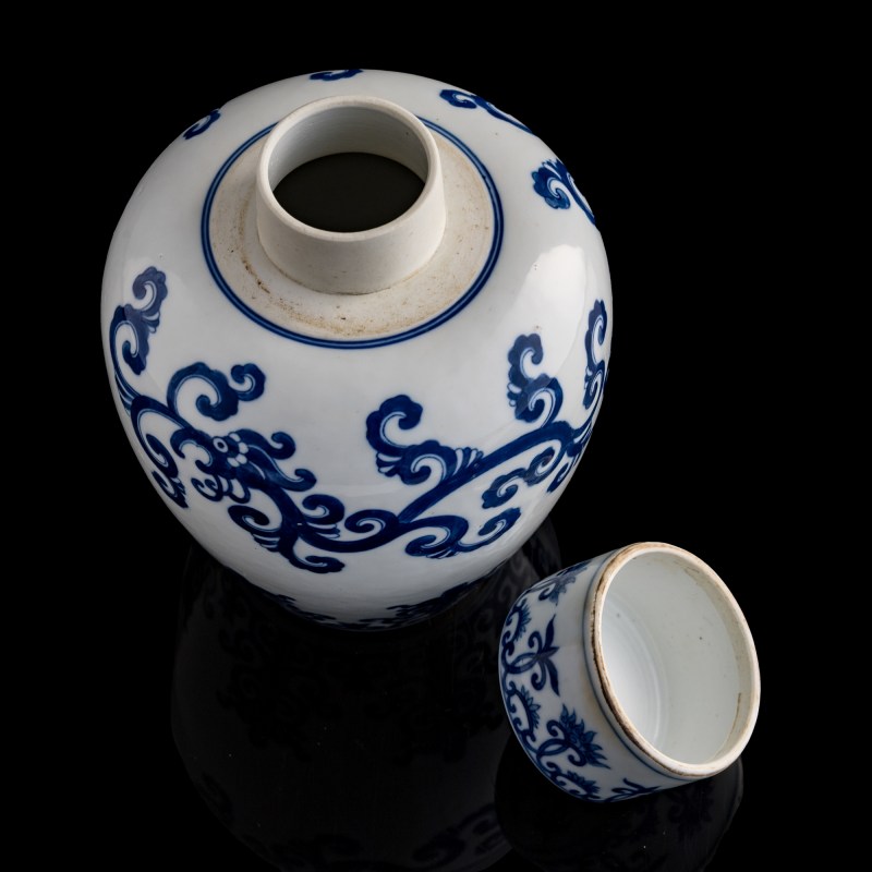 十九世紀 越南青花蓋罐 | A Vietnamese blue and white 'Bleu de Hue' covered jar, Nguyen dynasty (19th century) - 图7