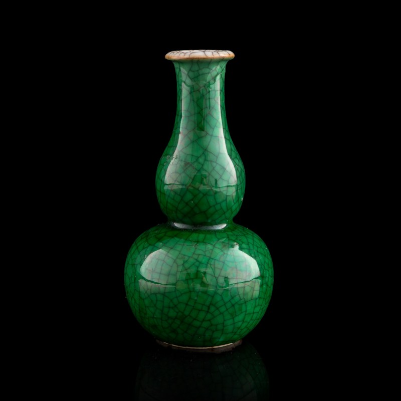 十九世紀 綠哥釉葫蘆瓶 | A Chinese green ge-type-glazed double-gourd vase, 19th century - 图4