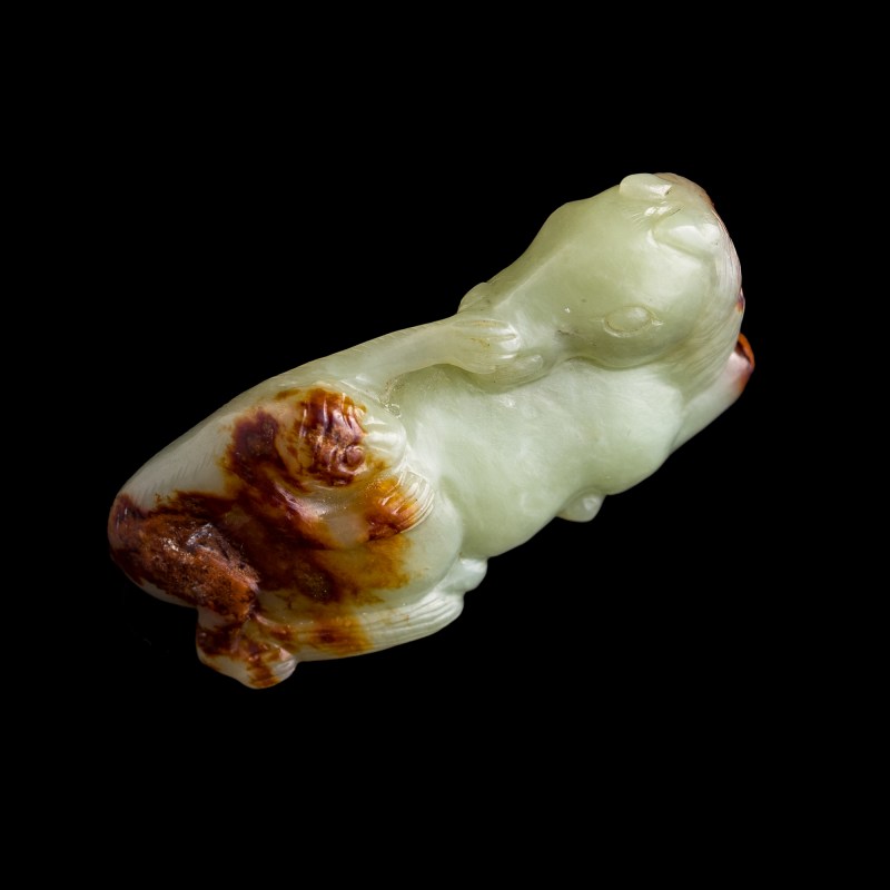 十八世紀 玉留皮巧雕馬上封候挂件 | A Chinese russet-skin jade 'monkey on horseback' pendant, 18th century - 图5