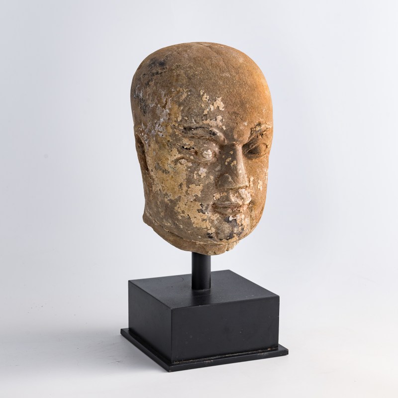 宋代或更早 石雕佛頭（附座） | A Chinese carved stone Buddha head, Song dynasty or earlier