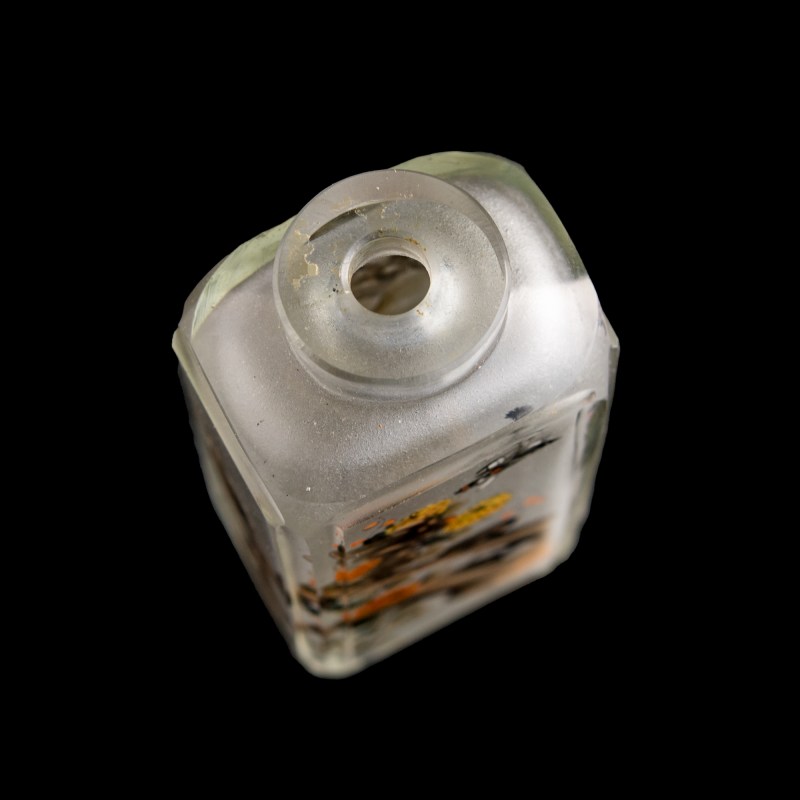 周樂元 內畫山水人物鼻烟壺 | A Chinese inside-painted 'landscape' and 'figural' snuff bottle, signed Zhou Leyuan - 图5