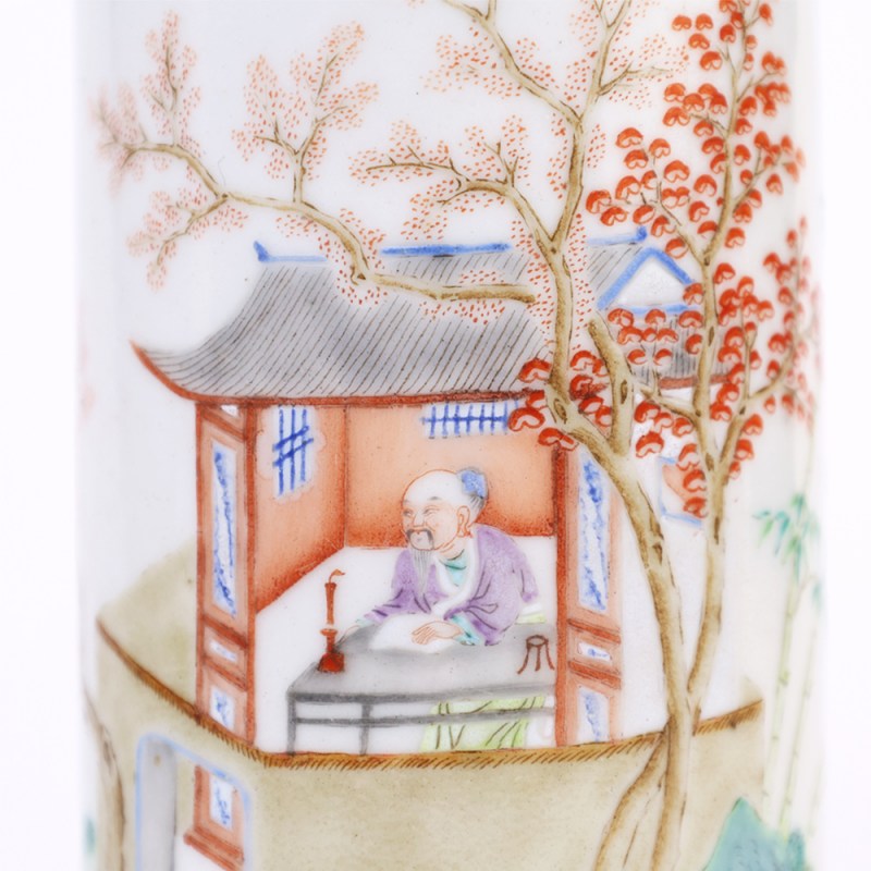清道光 粉彩庭院高士图诗文笔筒 - 图4