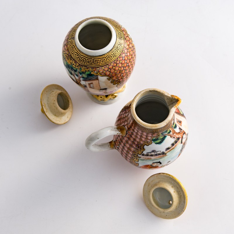 十九世紀早 外銷錦地描金開窗粉彩人物茶具一組 | A set of Chinese export brocade-pattern-ground famille rose tea ware, early 19th century - 图14
