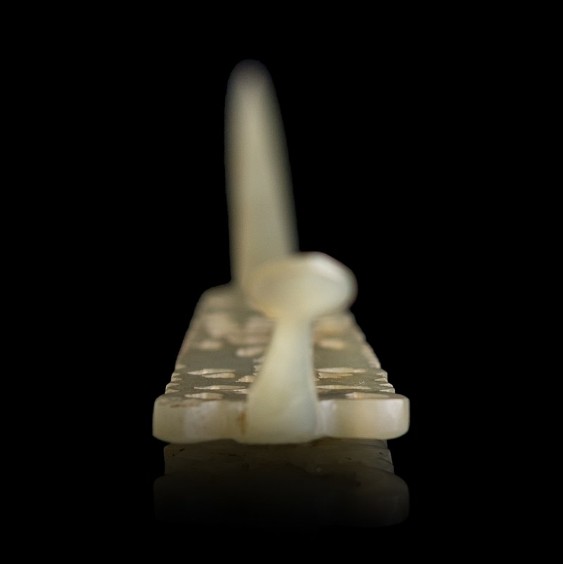 十九世紀 玉發簪 | A Chinese jade hairpin, 19th century - 图3