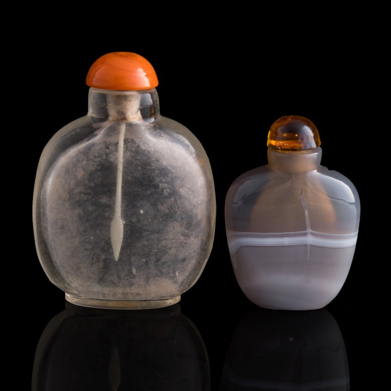 十八/十九世紀 瑪瑙及水晶鼻烟壺 | A Chinese agate and a crystal snuff bottle, 18th/19th century - 图3