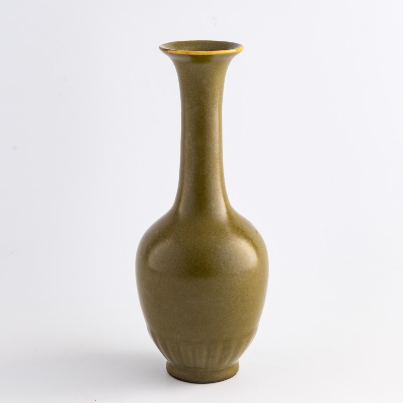 清代 茶葉沫長頸瓶 | A Chinese teadust-glazed bottle vase, Qing dynasty - 图4