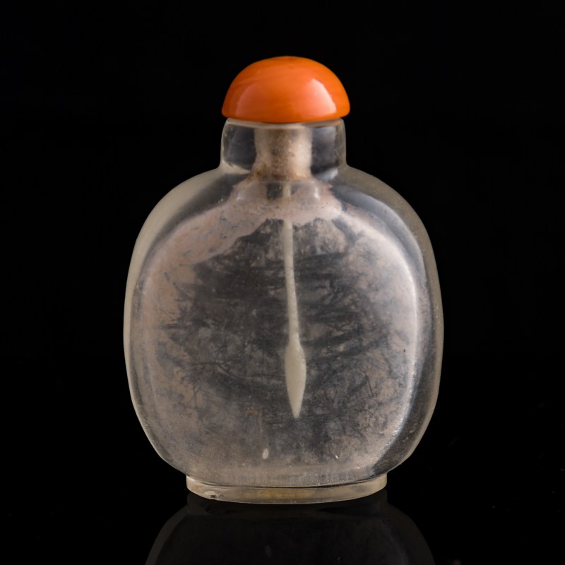 十八/十九世紀 瑪瑙及水晶鼻烟壺 | A Chinese agate and a crystal snuff bottle, 18th/19th century - 图5