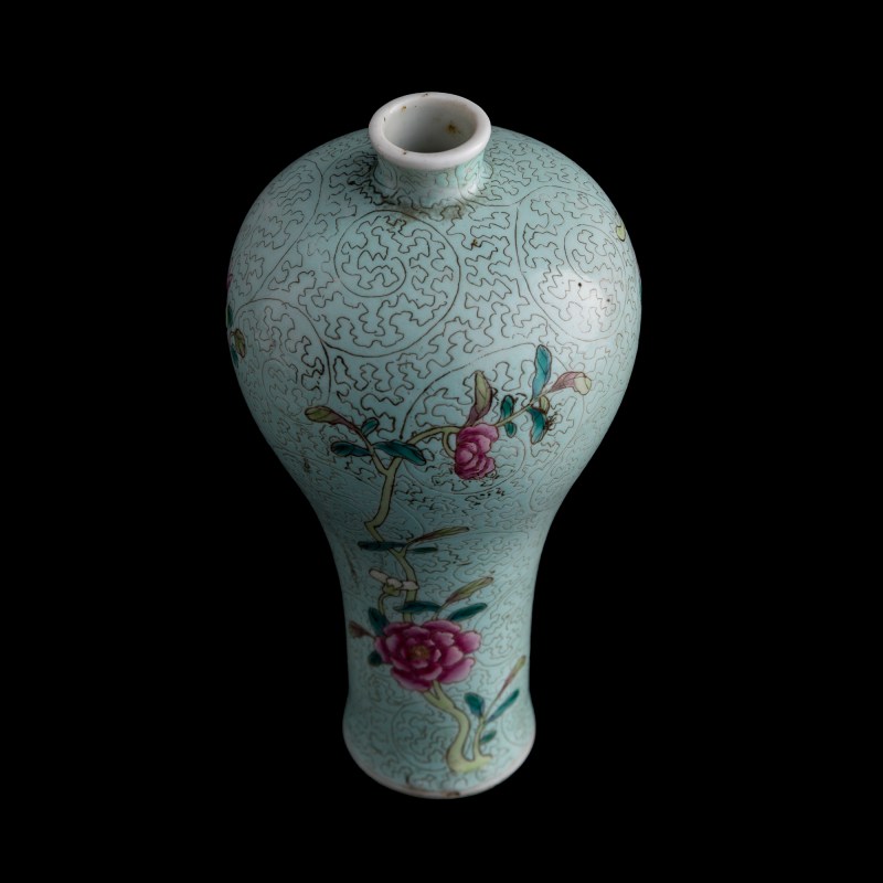 清代 軋道粉彩花卉梅瓶 | A Chinese sgraffiato famille rose floral meiping vase, Qing dynasty - 图5