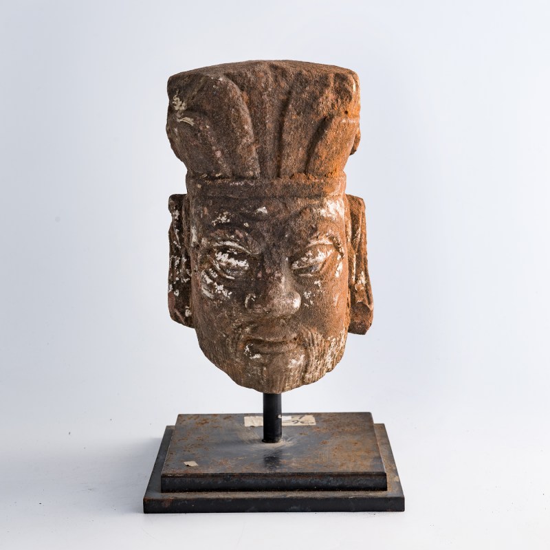 明代或更早 石雕頭像（附座） | A Chinese stone head, Ming dynasty or earlier