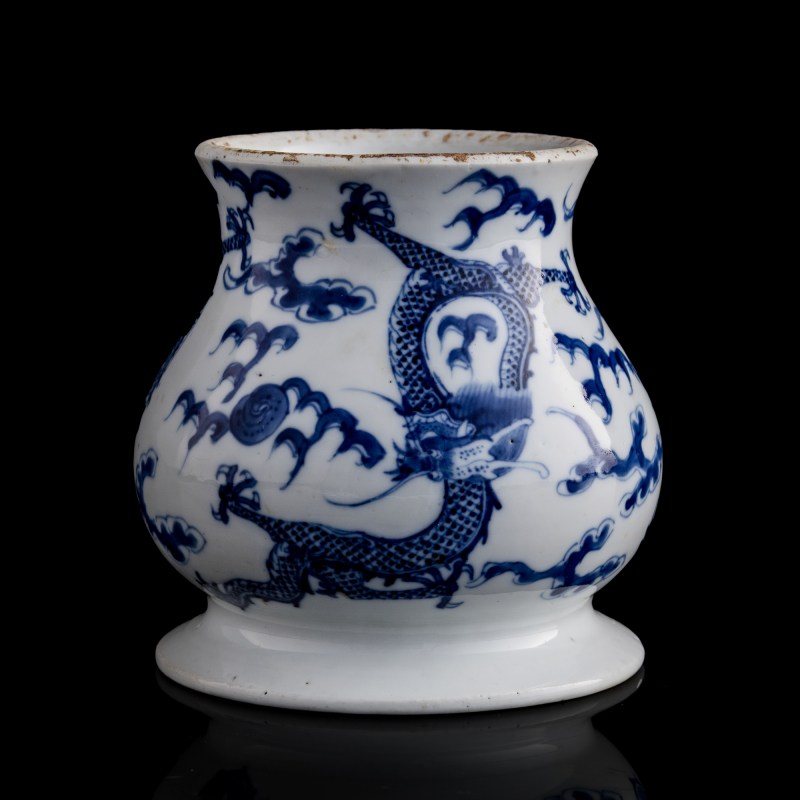 十九世紀 青花龍紋幾座 | A Chinese blue and white 'dragon' base, 19th century - 图3