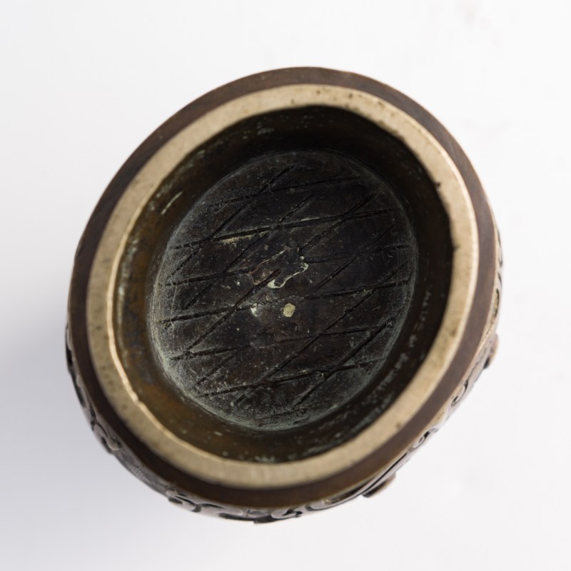 清代 銅饕鬄紋尊 | A Chinese bronze 'taotie' zun vase, Qing dynasty - 图8