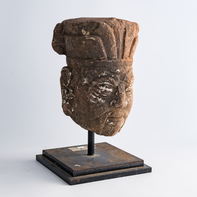 明代或更早 石雕頭像（附座） | A Chinese stone head, Ming dynasty or earlier - 图2