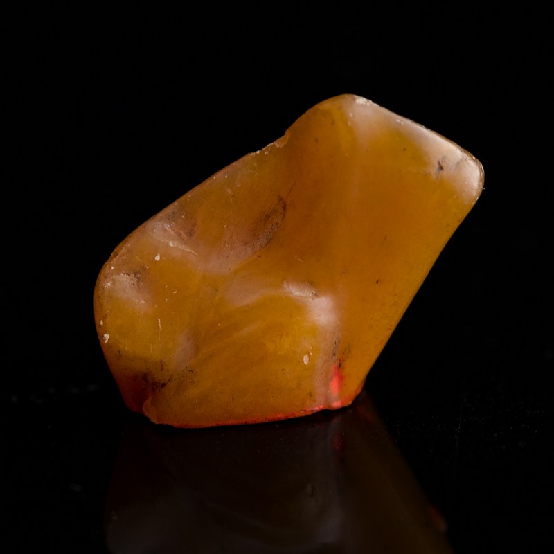 清代/民國 可能田黃雕螭龍印章 | A Chinese 'chilong' seal, possibly Tianhuang stone, Qing dynasty/Republic period - 图3