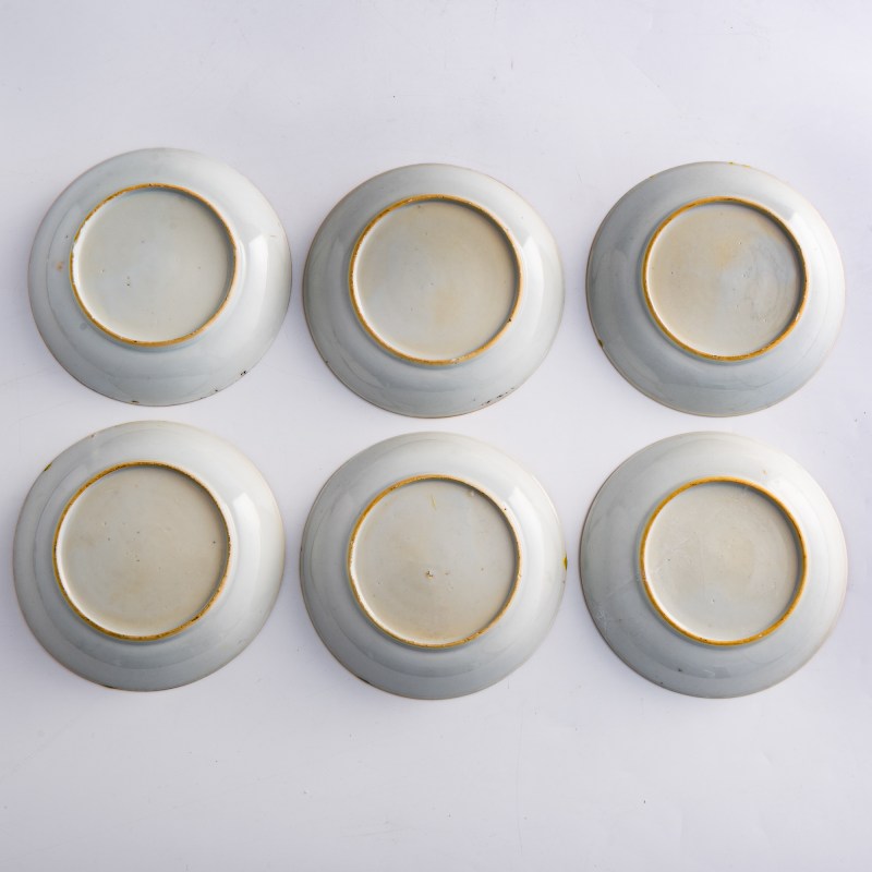 十九世紀早 外銷錦地描金開窗粉彩人物茶具一組 | A set of Chinese export brocade-pattern-ground famille rose tea ware, early 19th century - 图19