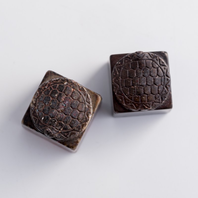 明代 文彭款龜鈕玉印兩方 | Two Chinese jade tortoise-finial seals, attributed to Wen Peng, Ming dynasty - 图7
