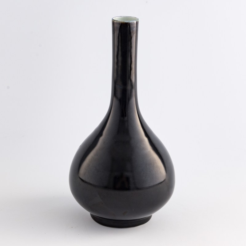 清代 烏金釉膽瓶 | A Chinese black-glazed danping vase, Qing dynasty - 图4