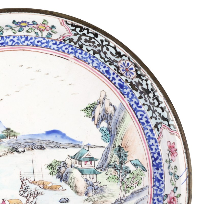 清乾隆 铜胎画珐琅山水行舟图盘 - 图5