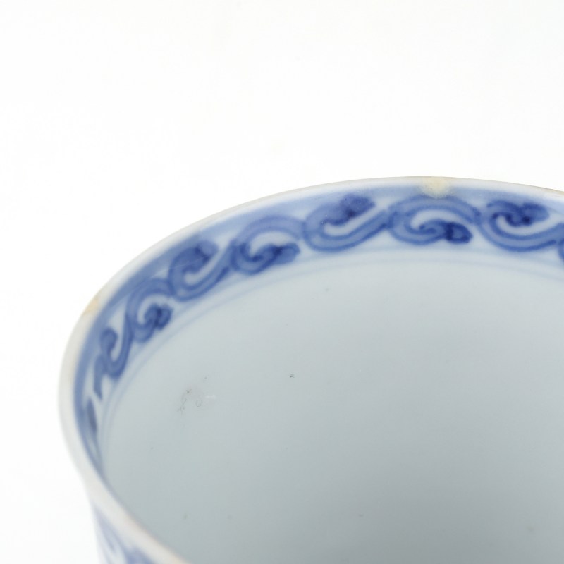 清康熙 青花婴戏莲花纹把杯 - 图6
