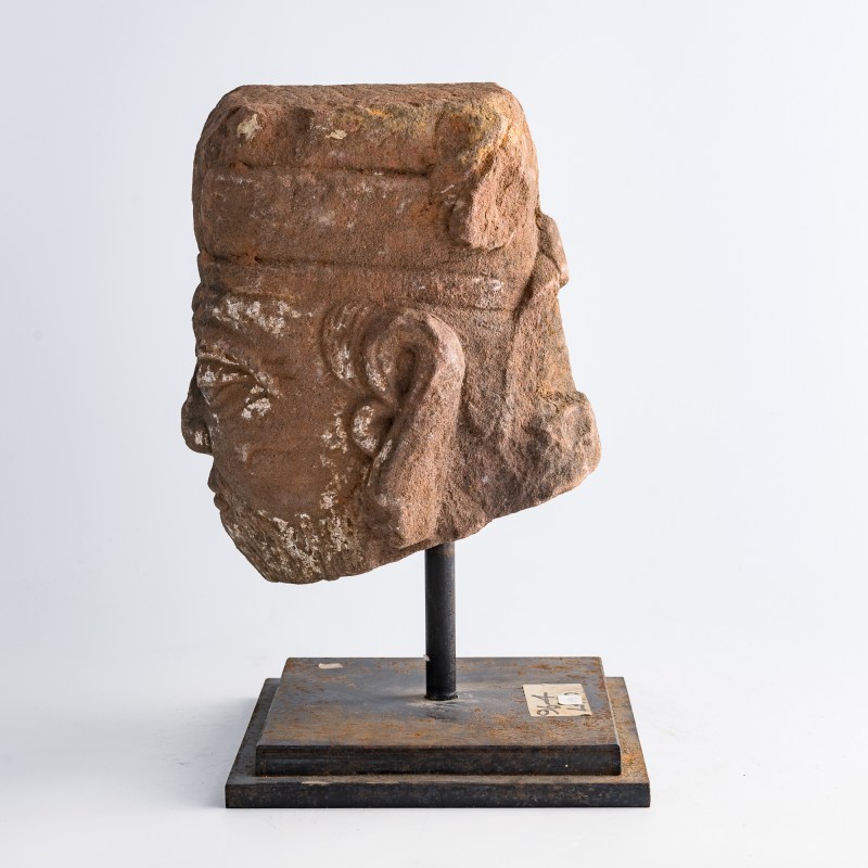 明代或更早 石雕頭像（附座） | A Chinese stone head, Ming dynasty or earlier - 图4