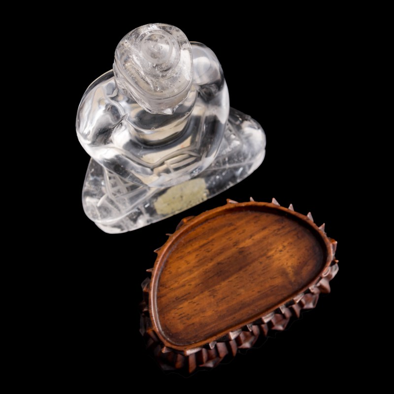十八世紀 水晶佛像（附硬木座） | A Chinese crystal Buddha, 18th century - 图9