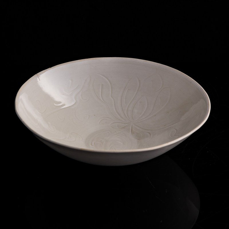 宋代 定窑刻花碗 | A Chinese carved Ding bowl, Song dynasty - 图5