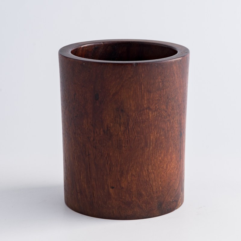 十八世紀 黃花梨筆筒 | A Chinese huanghuali brush pot, 18th century - 图3