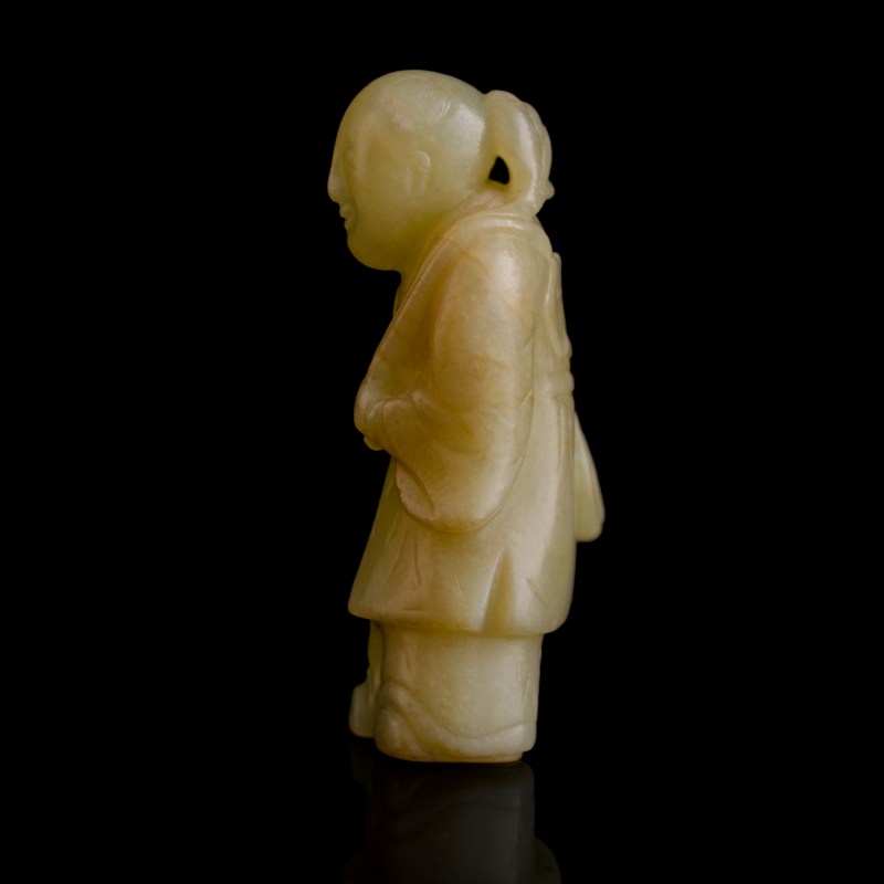 明代 黃玉童子 | A Chinese yellow jade carving of boy holding lotus, Ming dynasty - 图2