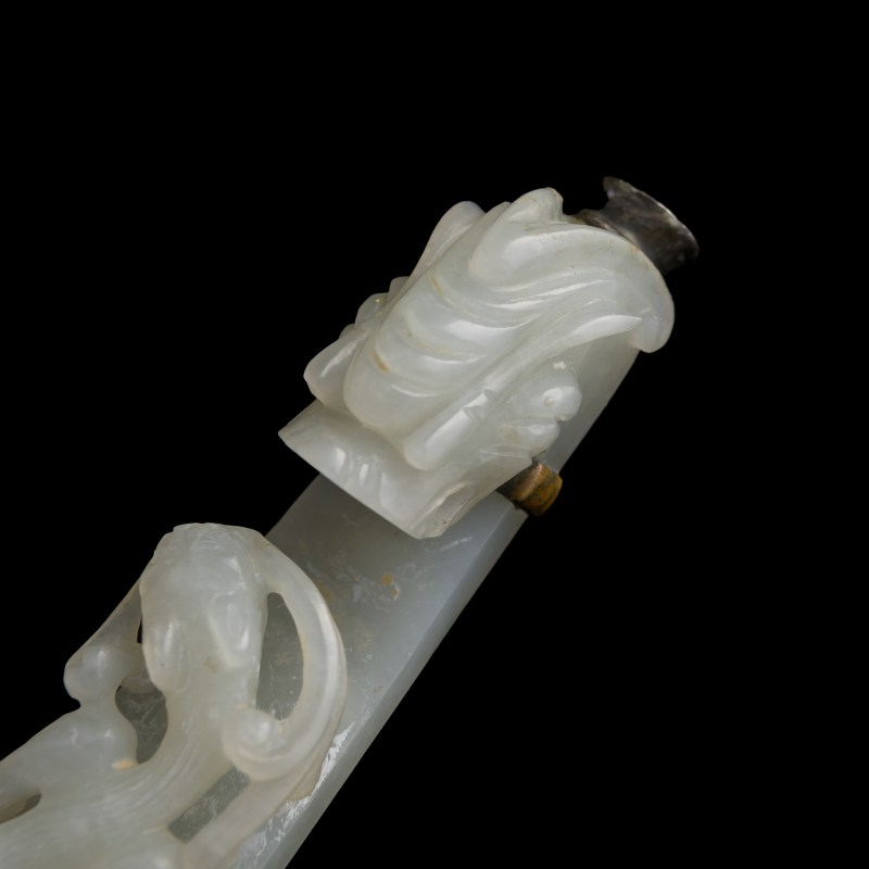 清代 白玉龍勾 | A Chinese white jade dragon hook, Qing dynasty - 图8