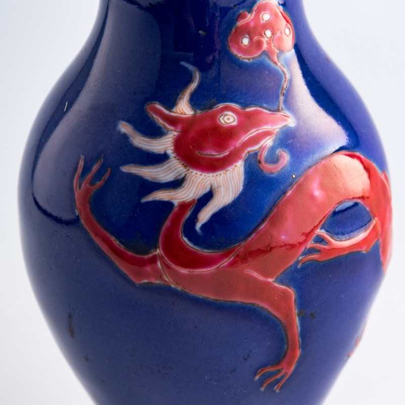 十九世紀 霽藍釉礬紅龍紋瓶 | A Chinese blue-glazed iron-red 'dragon' vase, 19th century - 图8