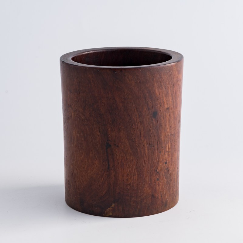 十八世紀 黃花梨筆筒 | A Chinese huanghuali brush pot, 18th century - 图4