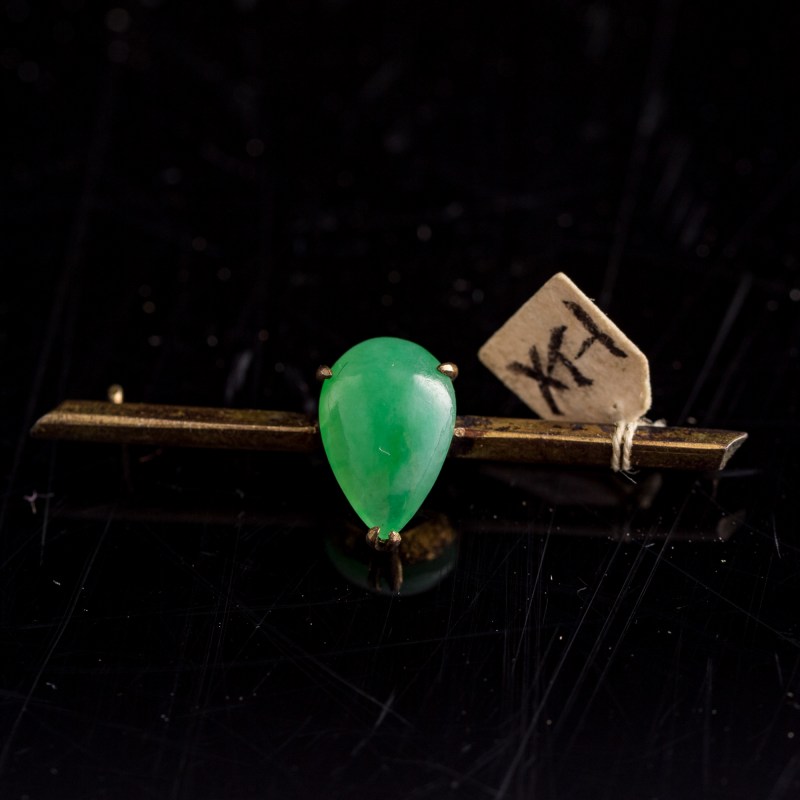清代/民國 翡翠及歐珀耳環胸針六件 | Six Chinese jadeite and opal earrings and brooches, Qing/Republic period - 图3