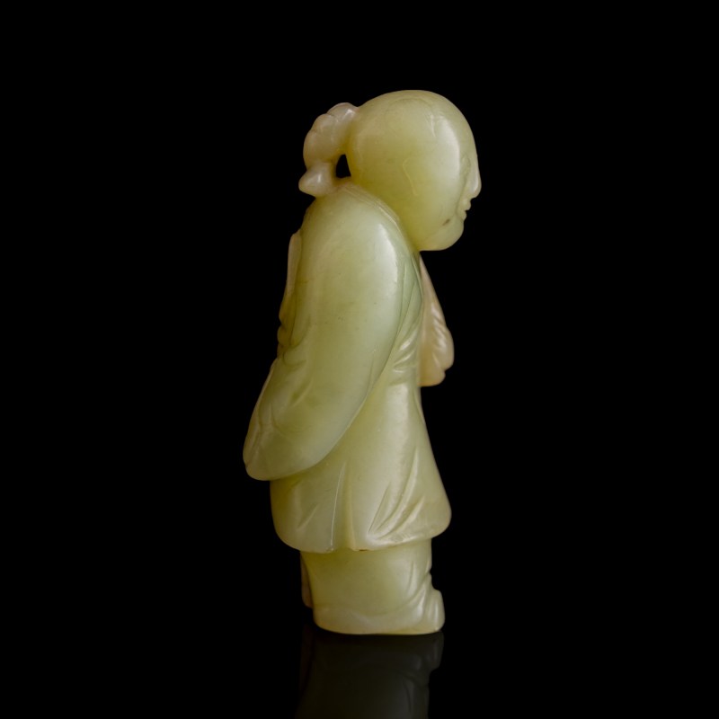 明代 黃玉童子 | A Chinese yellow jade carving of boy holding lotus, Ming dynasty - 图4
