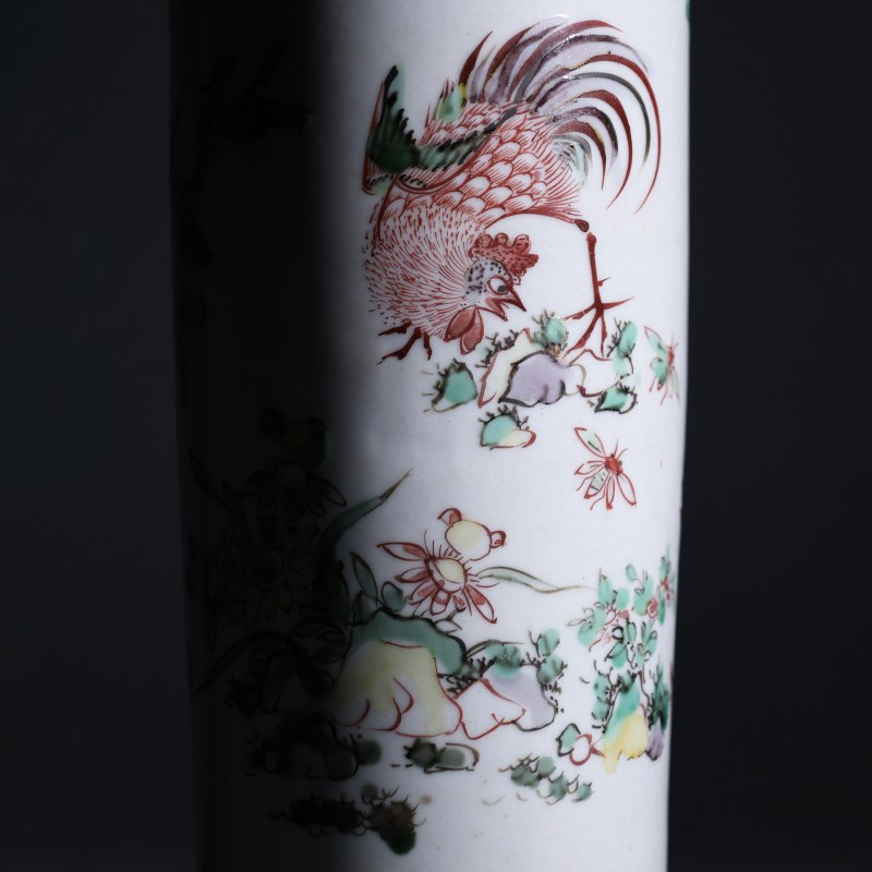 清顺治 釉上五彩冠上加冠纹筒瓶 - 图9